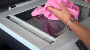 کثیفی و گرد و غبار داخلی دستگاه کپی